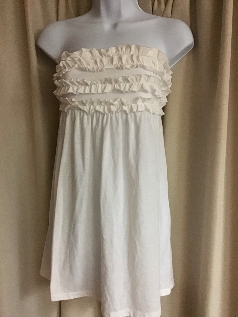 Strapless Ruffle white top